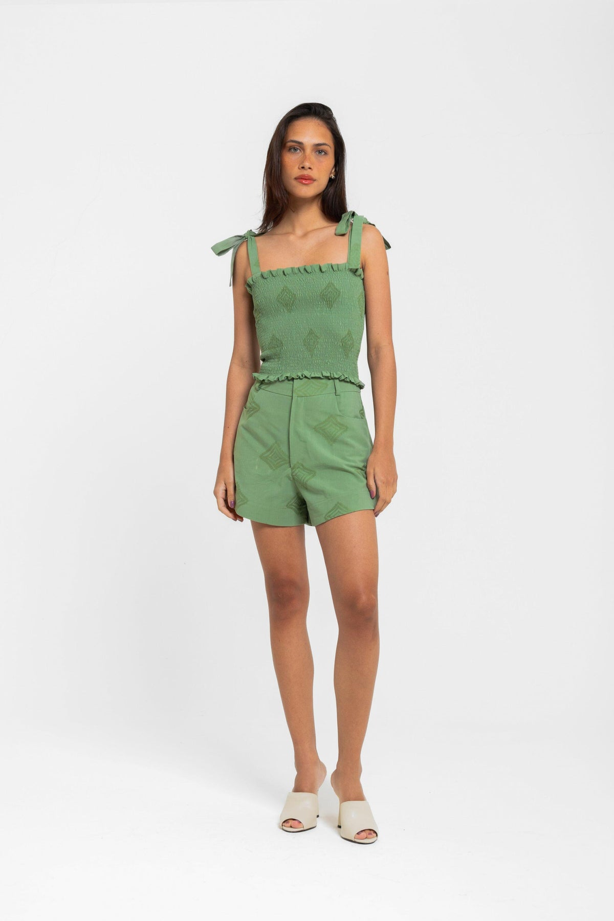 SHORT EVASE JACQUARD KAMALA VERDE