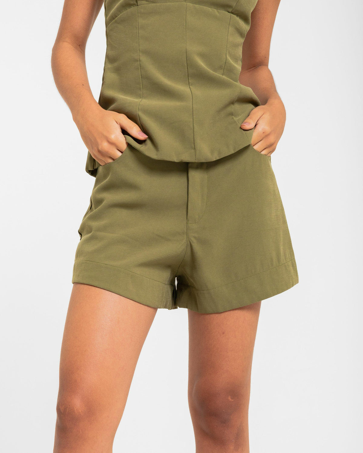 SHORT EVASE PROVENCE ALCAPARRA