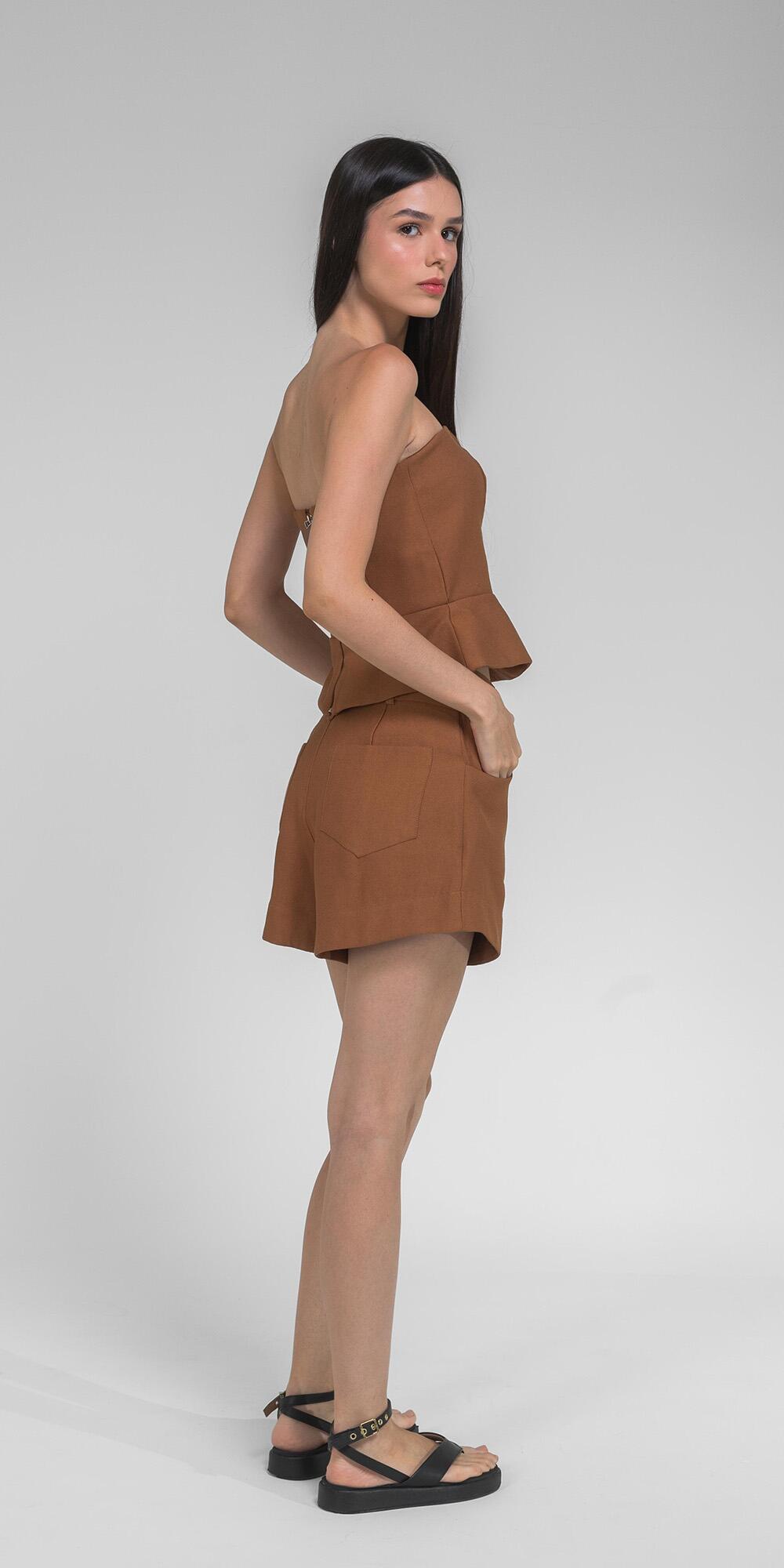 SHORT EVASE SOHO CARAMELO