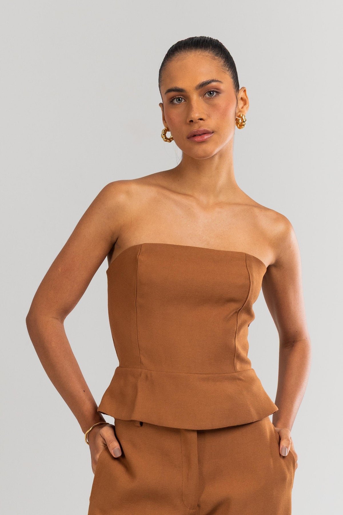 BLUSA CAMILA SOHO CARAMELO