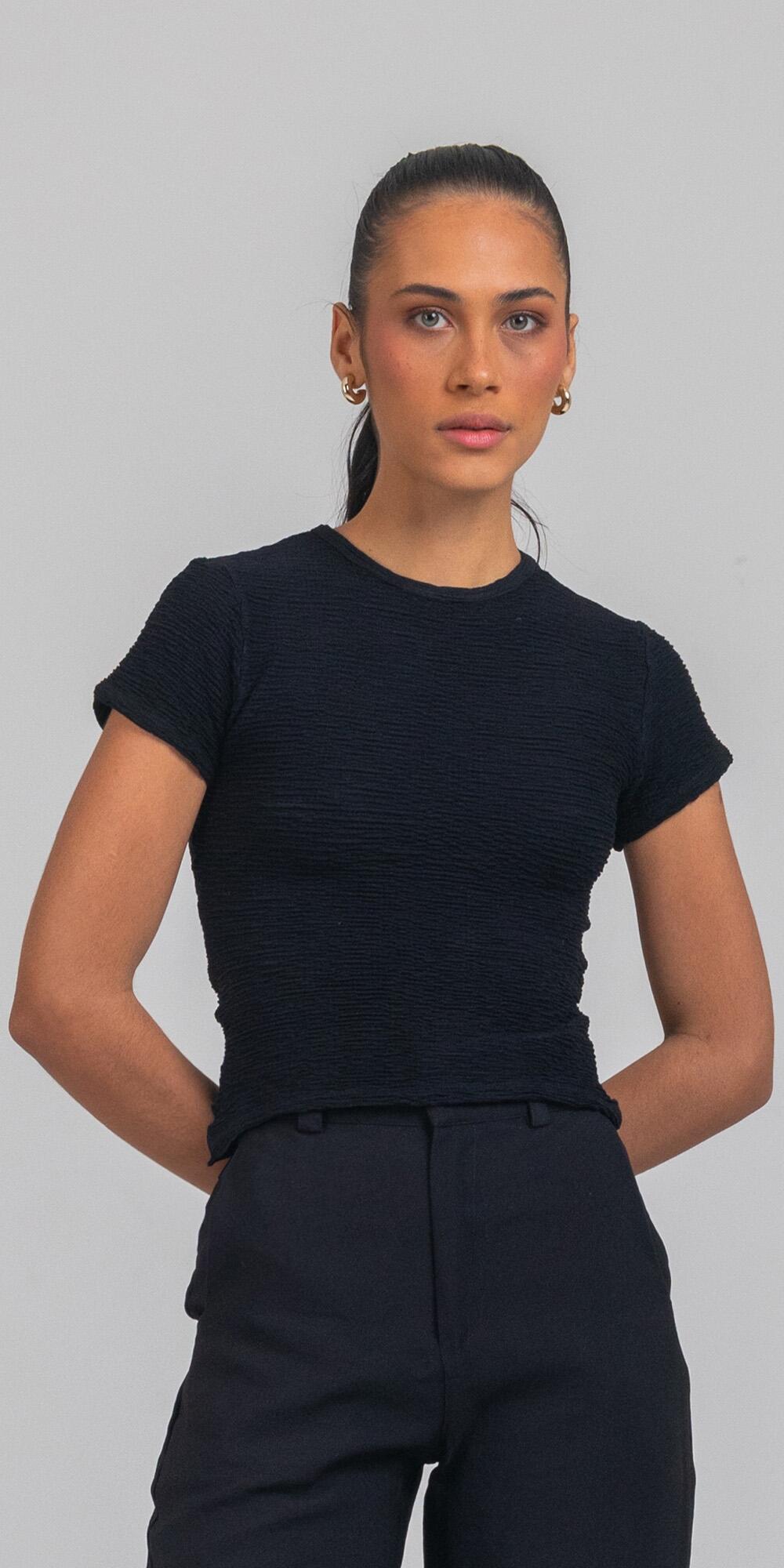 BLUSA TECA CRINKLE PRETO