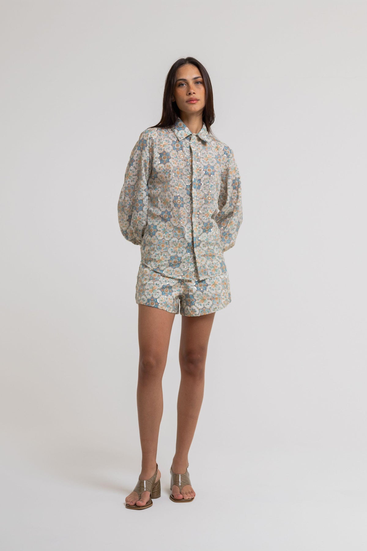 CAMISA LILIE ADITI CONSTELAÇÃO