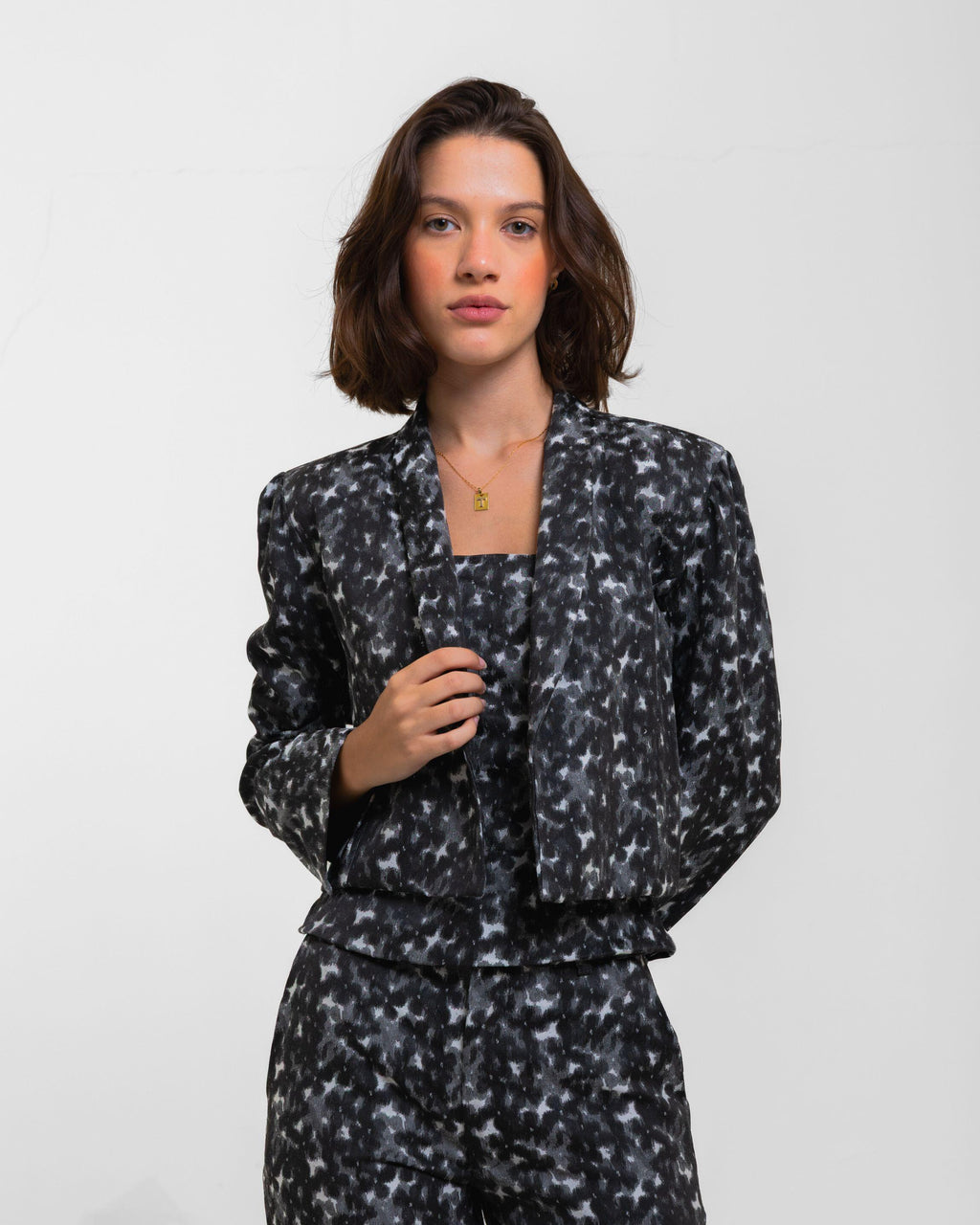 BLAZER VIVIAN JACQUARD IPÊ VIOLETAS P&amp;B