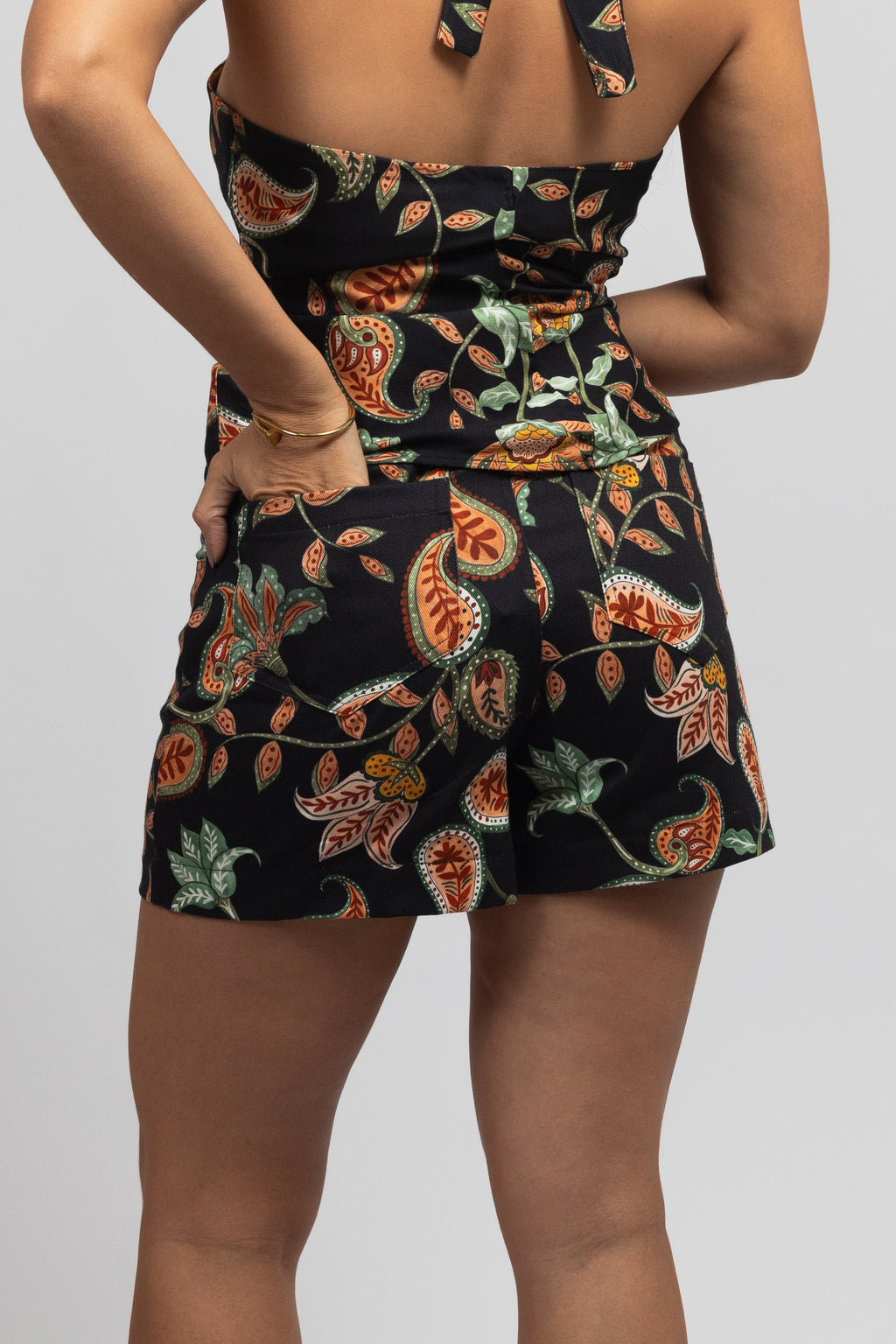 SHORT RETO ASSIMETRICO MADRID PAISLEY